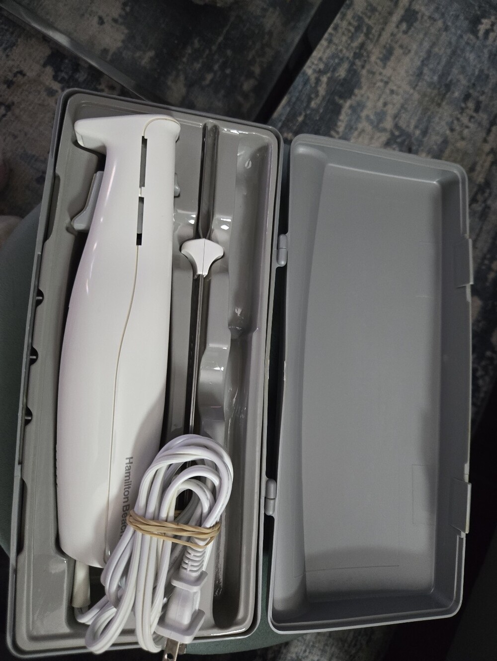 Hamilton Beach Electric Carving Knife Model 74250 Stainless Steel Blades Case